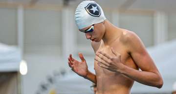 Atleta da AAB fica entre os 15 melhores do Brasil nos 200m costas no Brasileiro Juvenil de Inverno