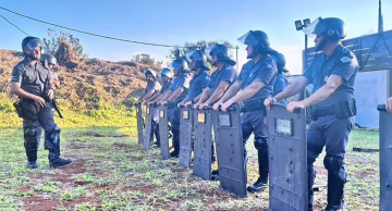 Força Tática realiza simulação de Controle de Multidões em Botucatu Força Tática realiza simulação de Controle de Multidões em Botucatu