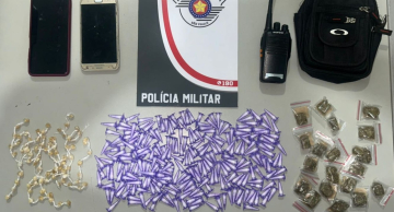 Homem é preso em São Manuel com mais de 300 porções de entorpecentes Homem é preso em São Manuel com mais de 300 porções de entorpecentes