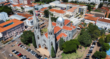 Entenda o feriado da padroeira de Botucatu, celebrado neste sábado (26)