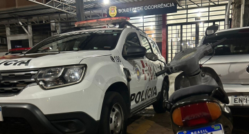 Polícia Militar apreende motocicleta adulterada em Botucatu Polícia Militar apreende motocicleta adulterada em Botucatu