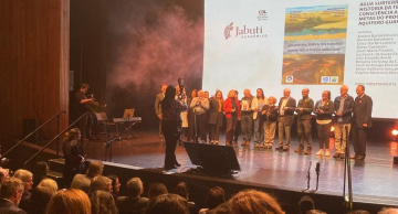 Livro do MAGMA Museu leva o Prêmio Jabuti Acadêmico em Geografia e Geociências Livro do MAGMA Museu leva o Prêmio Jabuti Acadêmico em Geografia e Geociências