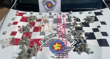 PM de Botucatu prende mulher que atuava como traficante na Vila Jardim