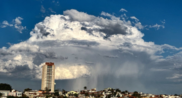 Primavera começa com promessa de extremos climáticos nos próximos meses Primavera começa com promessa de extremos climáticos nos próximos meses