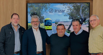 Irizar formaliza intenção de instalar nova unidade em São Manuel Irizar formaliza intenção de instalar nova unidade em São Manuel