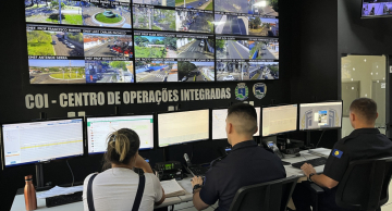 Muralha Virtual identifica suspeito de estelionato transitando pelo centro de Botucatu