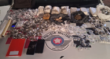 Mulher é presa com mais de 3 kg de crack em Botucatu