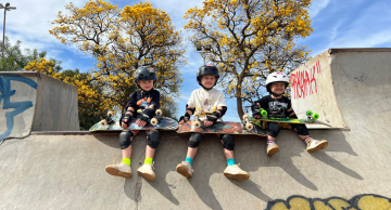 Irmãos botucatuenses impressionam com talento no skate