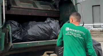 Botucatu terá nova empresa de coleta de lixo a partir desta semana Botucatu terá nova empresa de coleta de lixo a partir desta semana