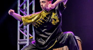 Jovem atleta de Botucatu representa o Brasil em Mundial de Kung Fu na China Jovem atleta de Botucatu representa o Brasil em Mundial de Kung Fu na China