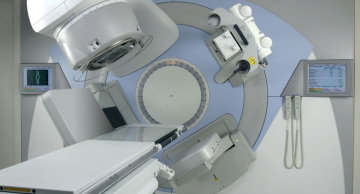 HC de Botucatu e hospital italiano testam radioterapia que aumenta sobrevida em idosos com câncer de pulmão