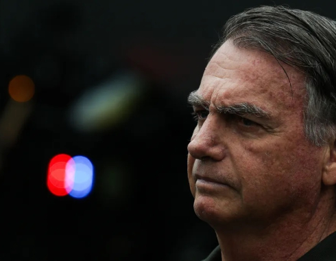 Moraes determina que Bolsonaro cumpra pena na Superintendência da PF