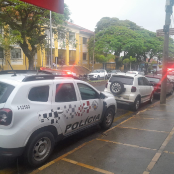 Confusão marca jogos interclasse na ETEC Industrial de Botucatu