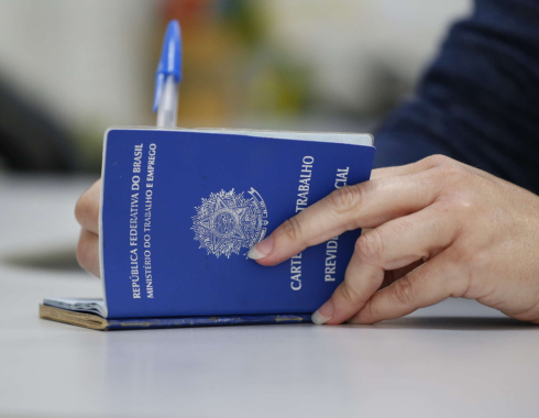 OPORTUNIDADE DE TRABALHO VIA PROCESSO SELETIVO