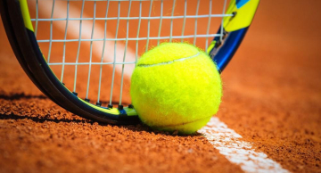 <strong>Projeto Tênis Jovem Botucatu abre inscrições para aulas gratuitas</strong>