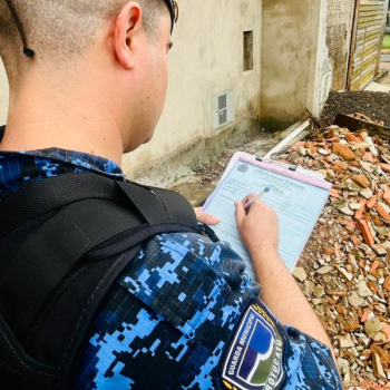 GPA autua responsáveis por descarte irregular de resíduos em via pública no Jardim Peabiru