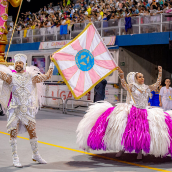 Atual campeã do Carnaval de São Paulo, Rosas de Ouro será atração em Botucatu neste domingo (15)