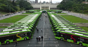 Caio, de Botucatu, entrega 95 ônibus elétricos para a frota de São Paulo