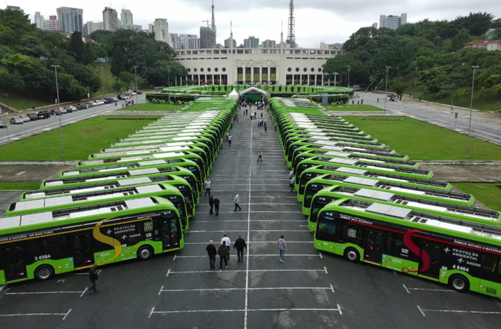 Caio, de Botucatu, entrega 95 ônibus elétricos para a frota de São Paulo