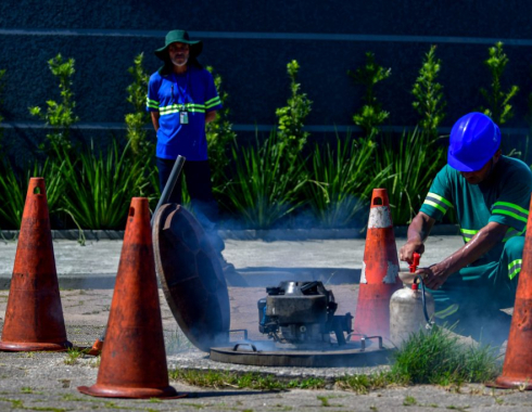 Sabesp iniciou testes com fumaça na rede de esgoto em Botucatu