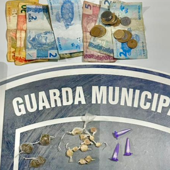 Homem é preso por tráfico de drogas em praça do Jardim Santa Elisa, em Botucatu