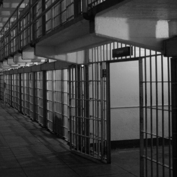 Saída temporária de detentos começa nesta segunda (16) e PM reforça policiamento em Botucatu