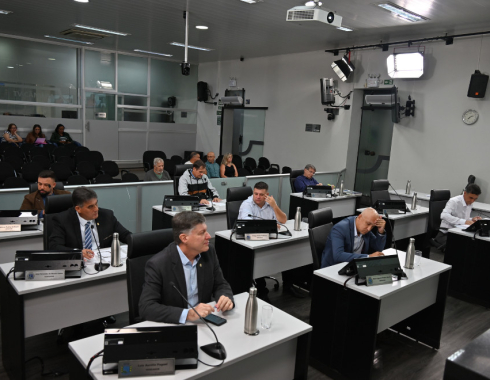 Câmara vota novas regras para emendas impositivas e revisão do Plano Diretor de Botucatu