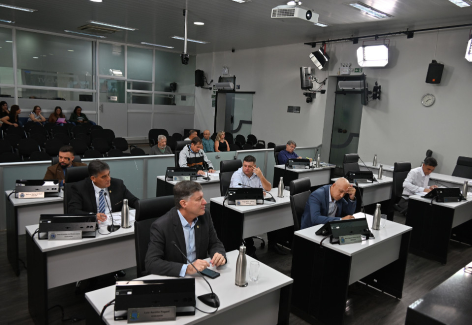 Câmara vota novas regras para emendas impositivas e revisão do Plano Diretor de Botucatu