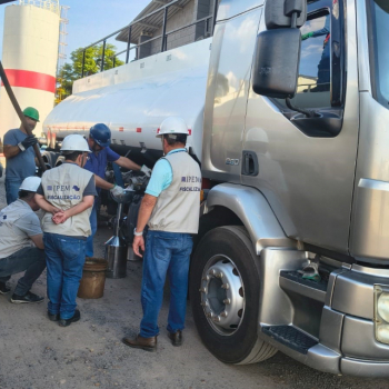 Fiscalização do Ipem-SP flagra irregularidade em caminhão com combustível na região