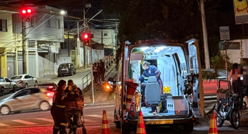 Acidente entre moto e carro deixa motociclista ferido na Major Matheus