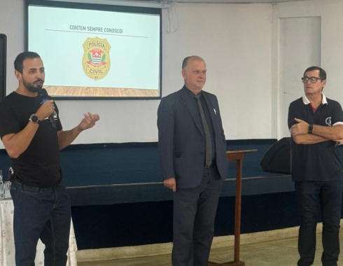 Delegacia Seccional realiza palestra sobre bullying e violência escolar em colégio de Botucatu