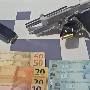 Força Tática prende dois suspeitos, apreende arma 9 mm e recupera carro furtado em Botucatu
