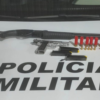 Homem é preso após empurrar companheira de carro em movimento em Botucatu