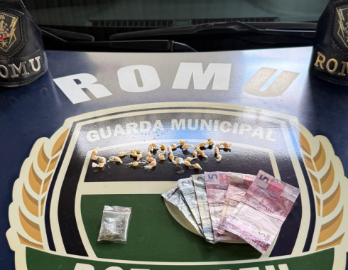 Tráfico de drogas: ROMU prende homem na região da Vital Brasil em Botucatu