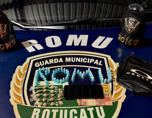 ROMU prende homem por tráfico após tentativa de fuga em Botucatu