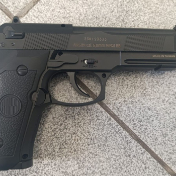 Simulacro de arma é apreendido após abordagem da PM no Vista Alegre em Botucatu