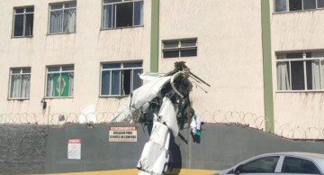 Avião que caiu em prédio de BH foi fabricado em Botucatu em 1979