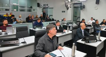 Câmara de Botucatu aprova mudanças na previdência, reconhecimento ao Botucatu Futsal e modernização administrativa