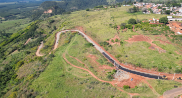 Pátio 8 começa a receber pavimentação em obra de R$ 1,1 milhão em Botucatu