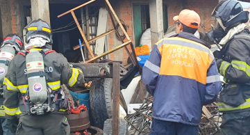 Incêndio em residência mobiliza Corpo de Bombeiros e Defesa Civil no Jardim Santa Elisa