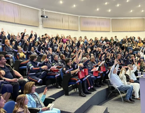SAMU de Botucatu completa 15 anos e recebe prêmio internacional e homenagens