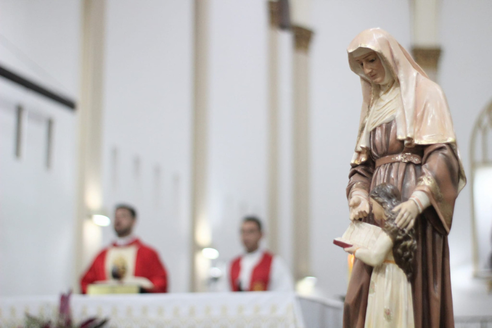 Dia de Sant’Ana: conheça a história da padroeira de Botucatu