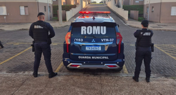 ROMU prende homem procurado por roubo durante patrulhamento em Botucatu