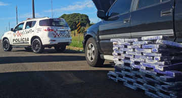 Força Tática e Canil do BAEP localizam 60 quilos de maconha escondidos em caminhonete