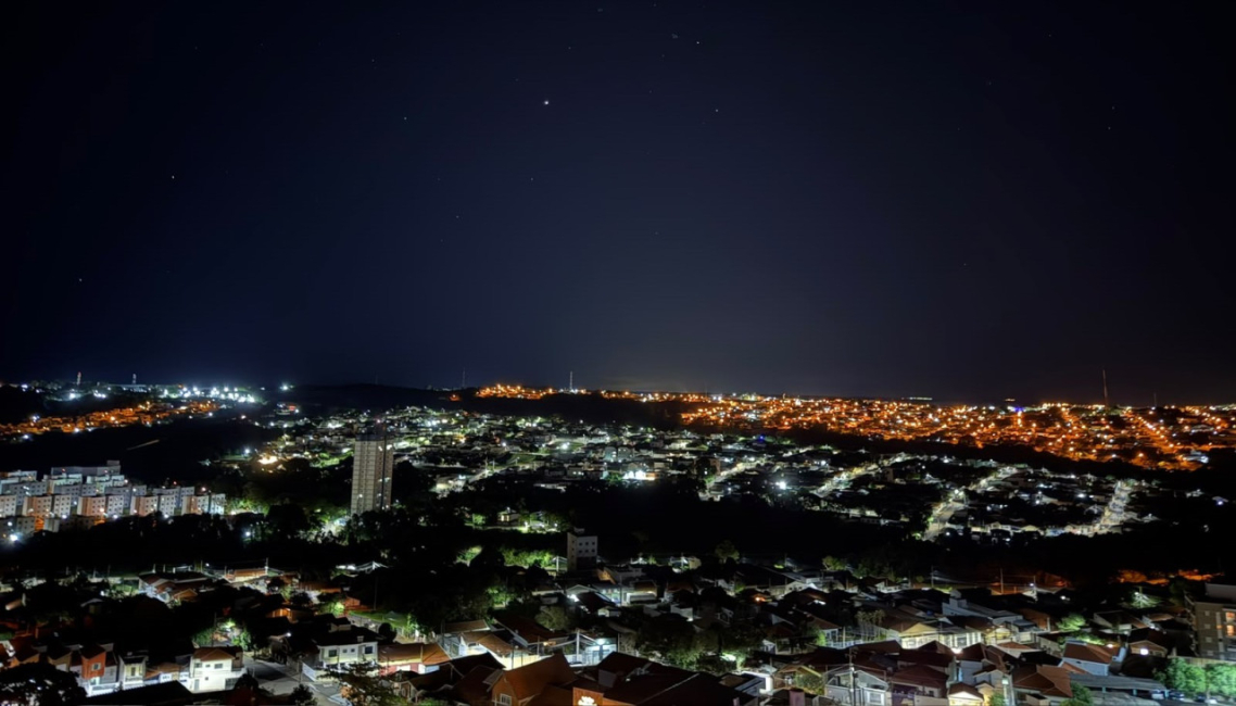 Botucatu deve concluir PPP da iluminação ainda em julho; investimento de quase R$ 100 milhões pode começar em agosto