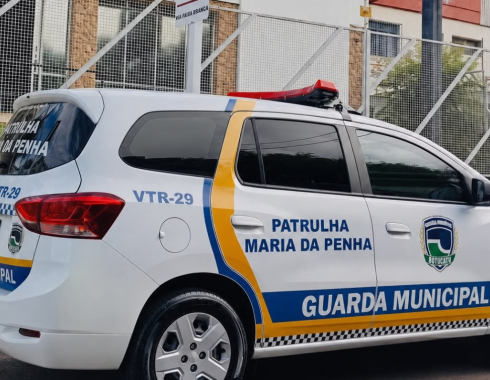 Mulher é presa após agredir ex-companheiro com pedaço de madeira em Botucatu