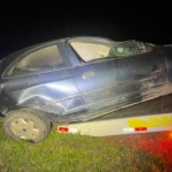 Acidente entre carro e moto na SP-141 deixa dois feridos transferidos para o HC de Botucatu