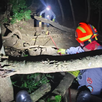 Jovem desorientado é localizado após buscas em trilha de acesso a cachoeira em Botucatu